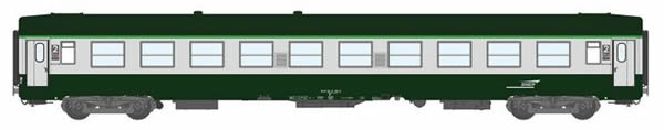 REE Modeles VB-163 - 2nd Class French Passenger Coach B10 Green scrubland 302